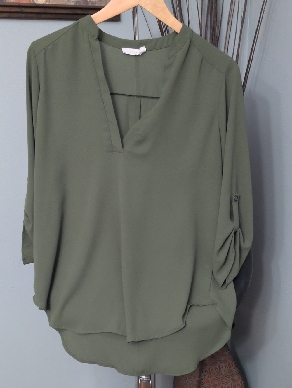 Lush Olive Green V-Neck Roll-Tab Tunic